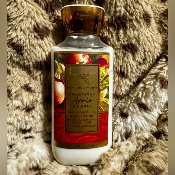 Bath & Body Works lotion - Picture 1 of 1